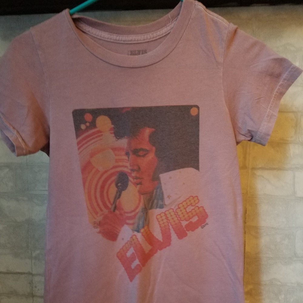 Urban Outfitters Elvis Presley Short Sleeved Shirt